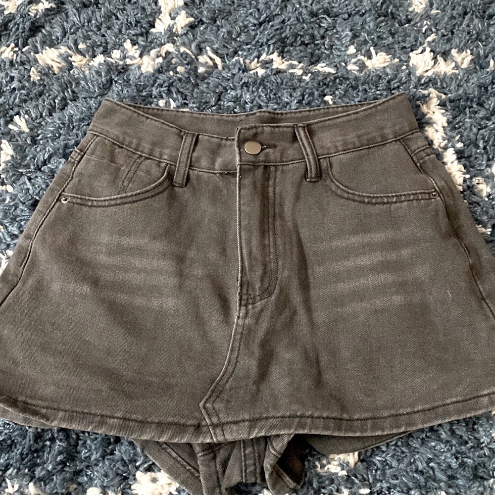 jean skort….very very cute just to big for me!!
